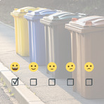 im Hintergrund stehen vier Abfallltonnen am Stra&szlig;enrand, davor sind 5 Emojis f&uuml;r eine Zufriedenheitsabfrage zu sehen