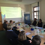Zu sehen sind Teilnehmer aus Kommunen zu einer Beratung zum Thema Breibandförderung, die der Landkreis Zwickau organisiert hat